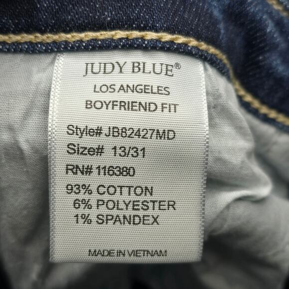 Judy Blue Women’s Boyfriend Fit Distressed Jeans, Size 13/31 - Picture 4 of 7